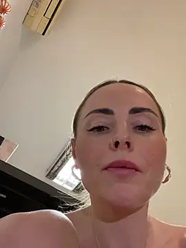 EmaSalis online show from 02-17-25, 11:44