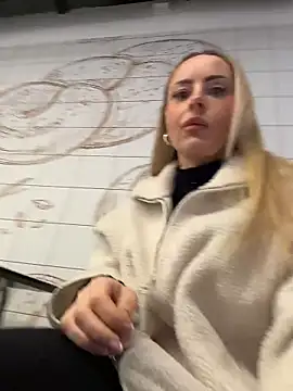 EmaSalis online show from 02-05-26, 08:19