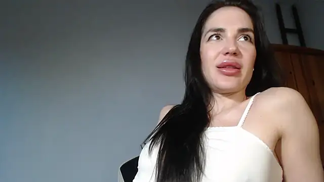 Lisakisss online show from 04-17-26, 05:49