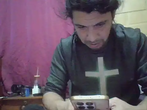 skinblack18 online show from 08-02-26, 04:55