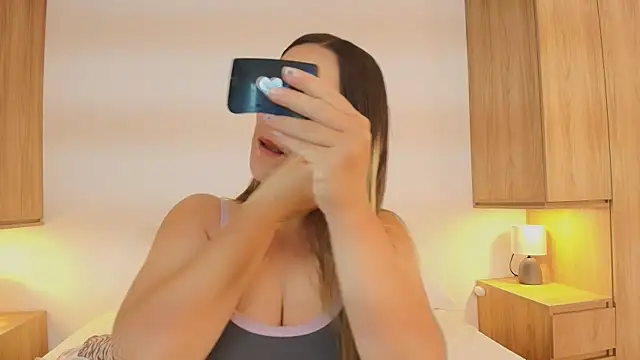 Isabella Harley online show from 09-16-25, 01:23