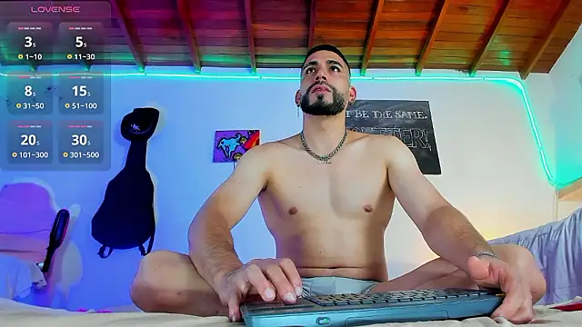 Snapshot of RyanCarter_ chatting on 12-02-24, 03:25 RyanCarter  online show from 12-02-24, 03:25