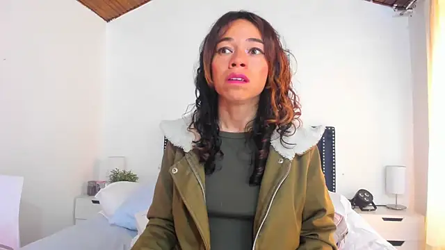 ZulyMichels online show from 02-10-25, 03:53