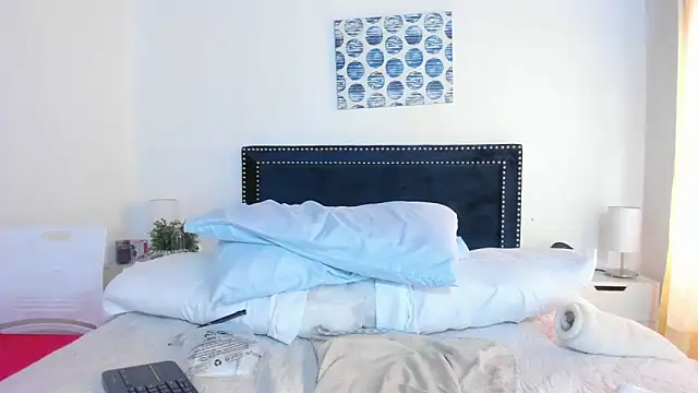 ZulyMichels online show from 02-18-25, 04:16