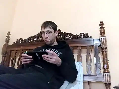 White rabbit  online show from 01-21-25, 09:57