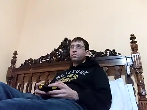 White rabbit  online show from 01-24-25, 08:34