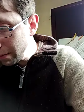 White rabbit  online show from 02-06-25, 02:58