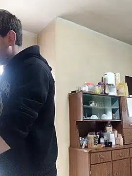 White rabbit  online show from 03-07-25, 08:34