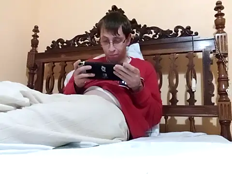 White rabbit  online show from 03-08-25, 11:39