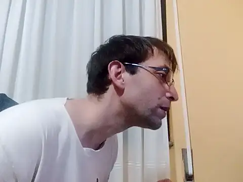 White rabbit  online show from 03-14-25, 09:32