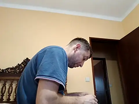 White rabbit  online show from 11-01-25, 09:11