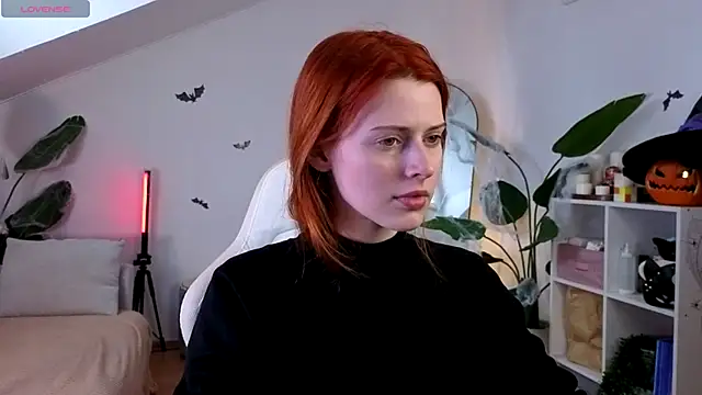 doll lesli online show from 11-05-25, 08:36