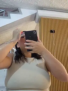 LizzRouse online show from 03-26-26, 07:52