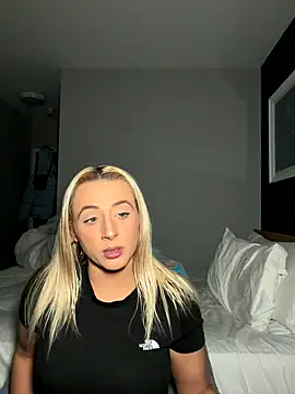 Strongqueen online show from 10-31-25, 07:15