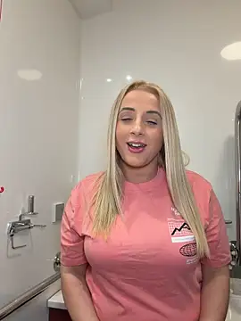 Strongqueen online show from 04-17-26, 09:51