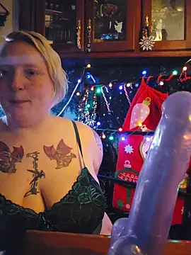 buxombosums online show from 12-21-25, 07:15