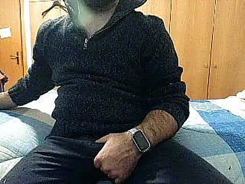 Attila985 online show from 01-06-25, 04:02