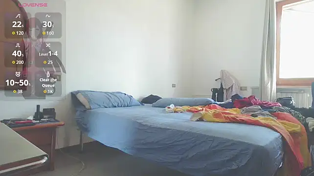 Snapshot of Attila985 chatting on 06-11-26, 03:21 Attila985 online show from 06-11-26, 03:21