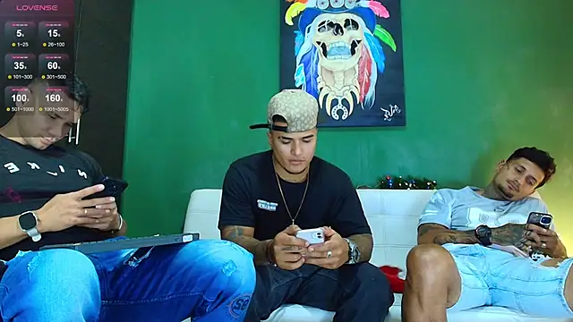 GendersonFit online show from 12-17-25, 10:38