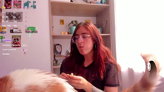 Snapshot of linda_giggle chatting on 07-08-26, 02:54 linda giggle online show from 07-08-26, 02:54