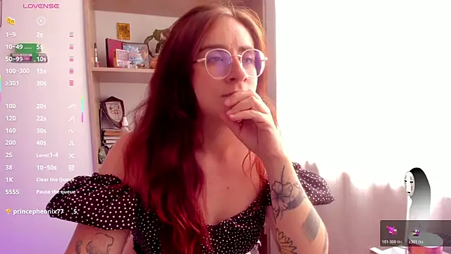 Snapshot of linda_giggle chatting on 07-11-26, 03:26 linda giggle online show from 07-11-26, 03:26