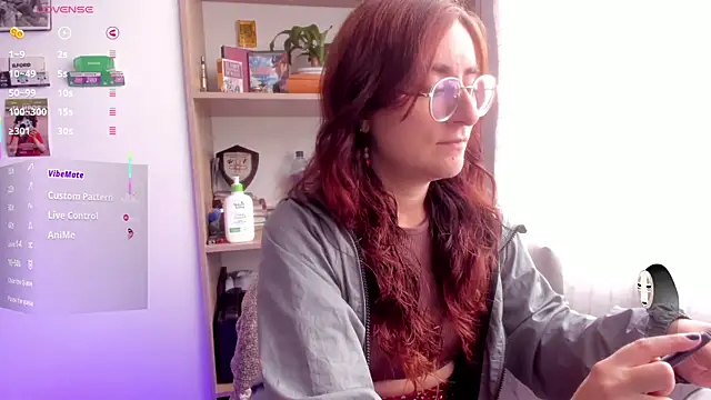 Snapshot of linda_giggle chatting on 07-29-26, 03:43 linda giggle online show from 07-29-26, 03:43