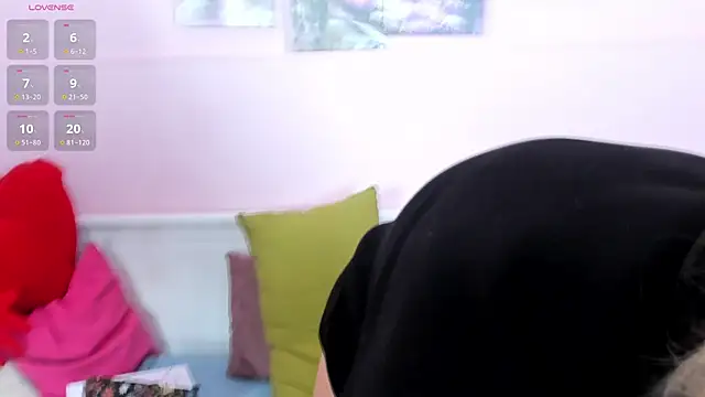 Amber Foks online show from 09-17-25, 08:38