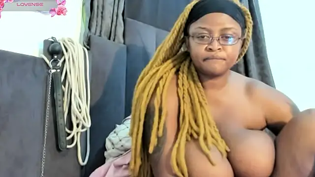 CuteBustyBabes online show from 12-28-24, 10:44