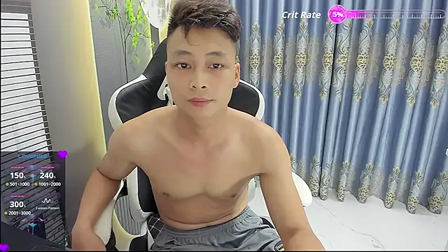 Snapshot of Naughty--asian chatting on 06-09-26, 05:30 Naughty--asian online show from 06-09-26, 05:30