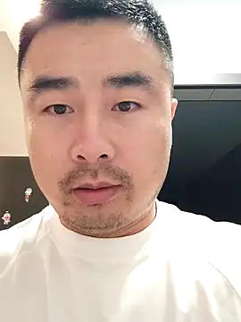 Snapshot of guozuo chatting on 10-22-25, 02:50 guozuo online show from 10-22-25, 02:50