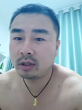 Snapshot of guozuo chatting on 05-17-26, 03:19 guozuo online show from 05-17-26, 03:19