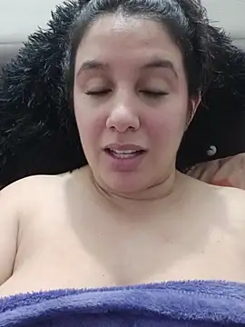 Deina bunny online show from 11-12-25, 11:47