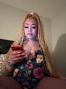 ThickAssRena online show from 04-27-26, 03:04