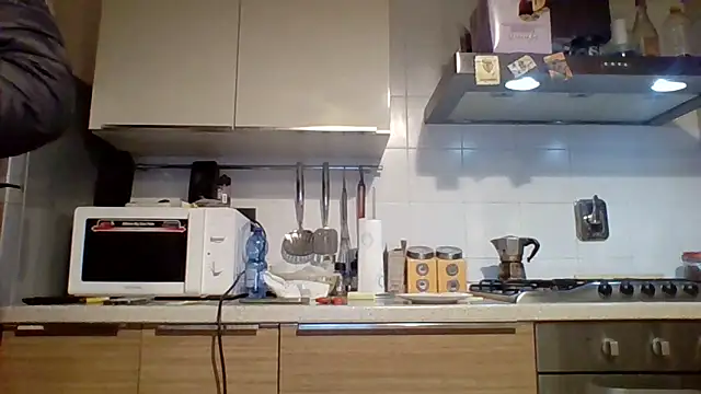 woww791 online show from 12-15-25, 07:29