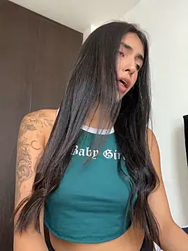 DaphneUwu online show from 04-19-26, 02:49