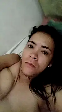 Snapshot of Dounia_nagi chatting on 01-05-25, 02:19 Dounia nagi online show from 01-05-25, 02:19