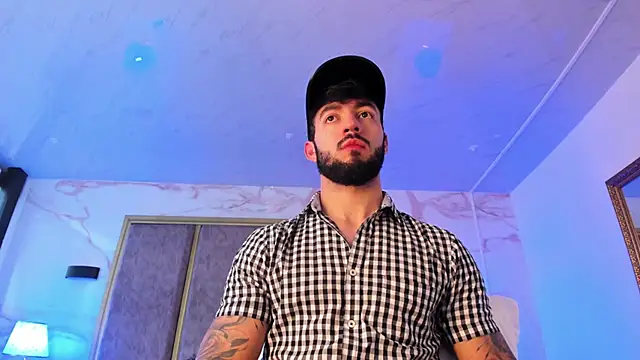 MarkWalker   online show from 02-18-25, 04:37