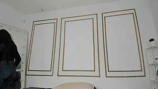 kristyl paez online show from 01-14-26, 01:39