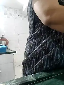 Riyasingh9 online show from 12-23-24, 11:47