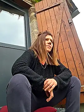 Lina lou4 online show from 10-24-25, 02:02