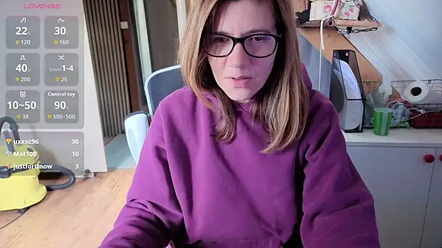 Lina lou4 online show from 05-16-26, 10:01