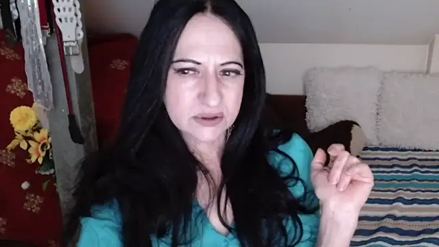 Snapshot of DebraMilf chatting on 05-25-26, 12:38 DebraMilf online show from 05-25-26, 12:38