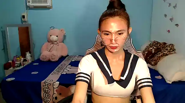 PirateEmpressBoaAico online show from 03-04-25, 03:44