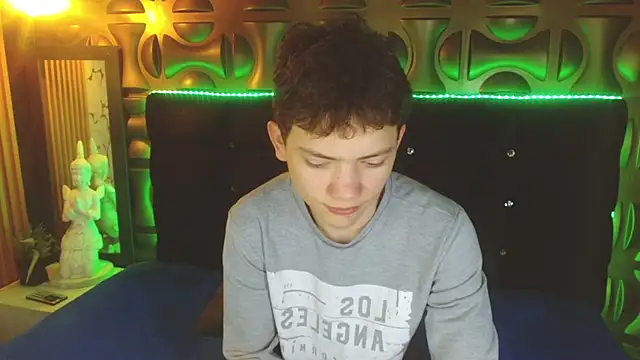 cruz dante online show from 04-06-26, 07:04