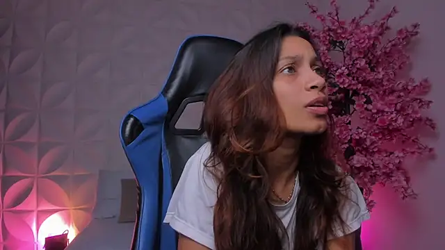 cora 22 online show from 03-10-26, 12:54