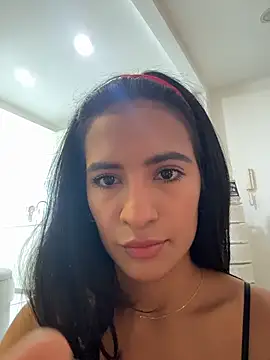 I am kat online show from 12-21-25, 08:05