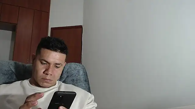 alessandromancini92 online show from 11-07-25, 01:49