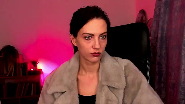 Snapshot of EmilyWilden chatting on 01-14-25, 11:53 EmilyWilden online show from 01-14-25, 11:53