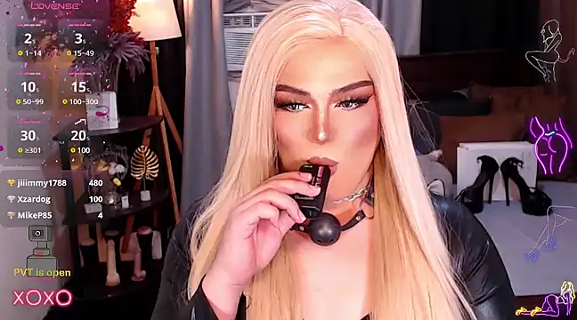 Snapshot of Bitch_Fowler69 chatting on 12-02-24, 01:57 Bitch Fowler69 online show from 12-02-24, 01:57