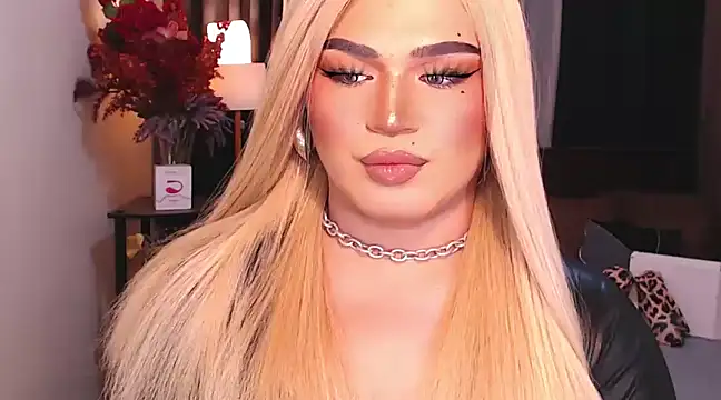 Snapshot of Bitch_Fowler69 chatting on 12-23-24, 03:50 Bitch Fowler69 online show from 12-23-24, 03:50